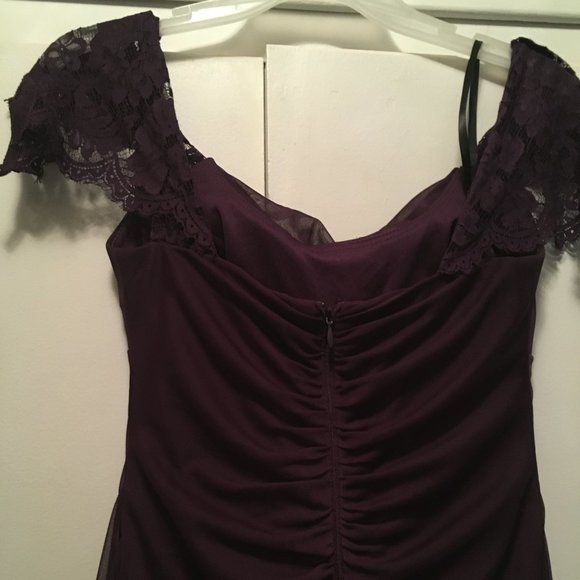 Xscape Plum Bridesmaid/ Prom Gown - Picture 13 of 14